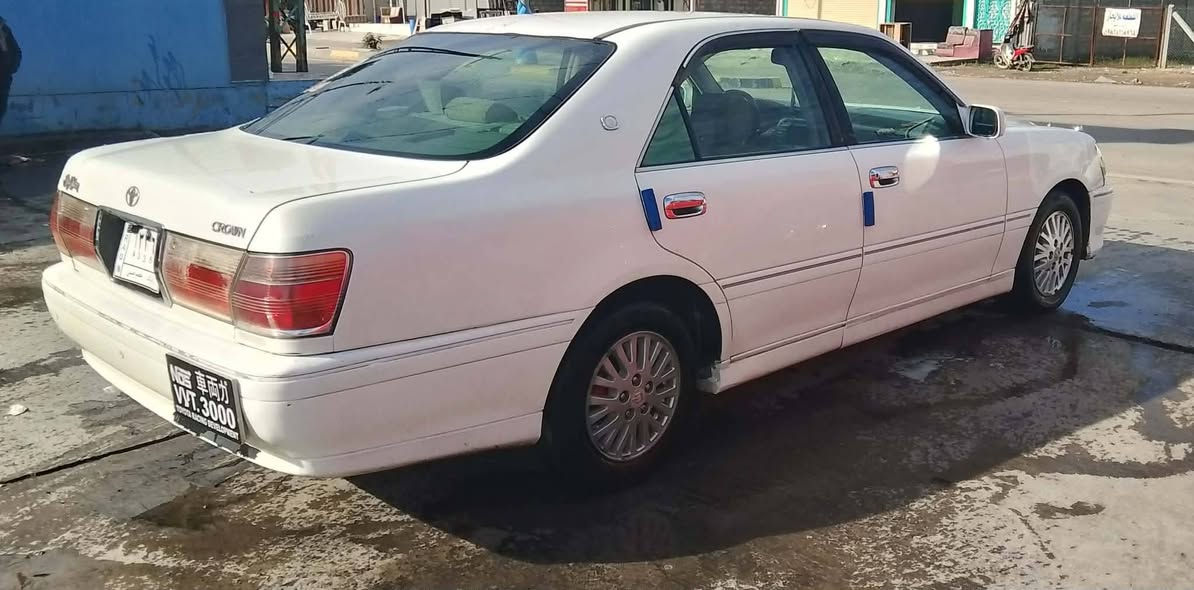 السلام عليكم كراون ارنب حداديه زينه تخم تاير جديد تبريد عاطل مابيها ضربه مكينه وكير مكفوله رقم كركوك رقمي***********
