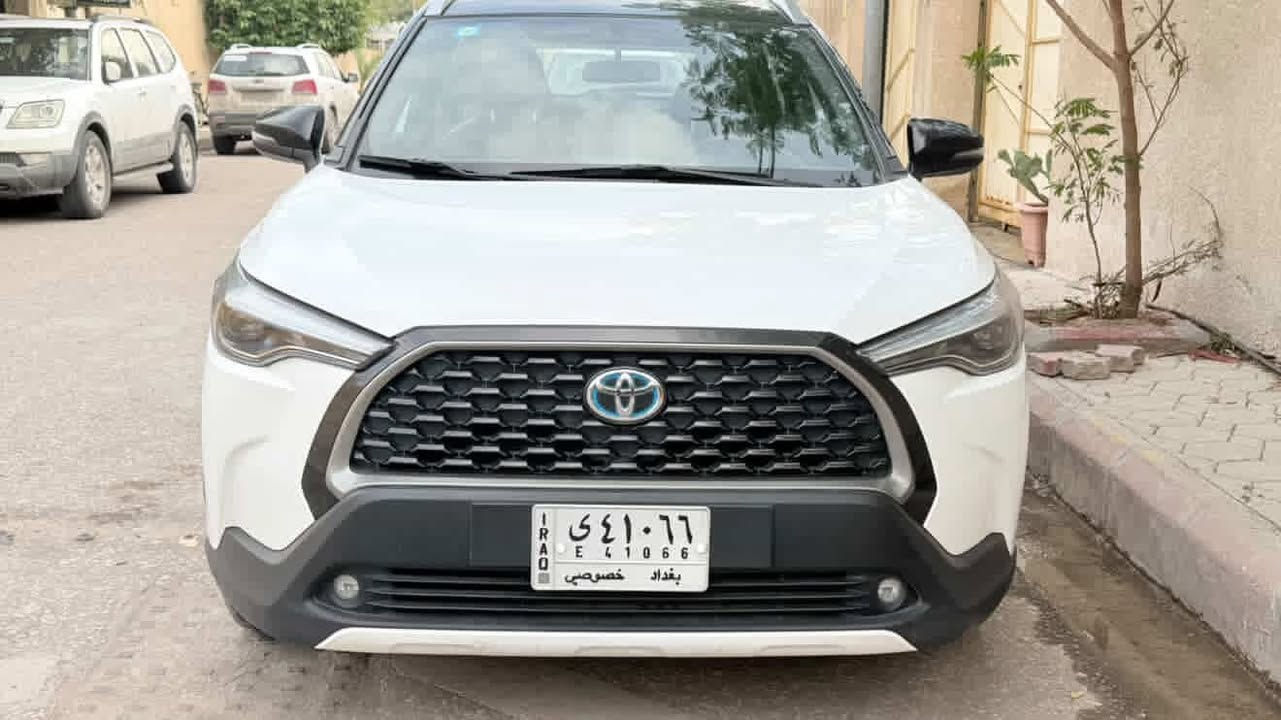 السلام عليكم

كرولا كروز خليجيه اصليه تو كلر فول مواصفات  موديل2024 شركة عبد اللطيف ماشيه52 كيلو متر وقابله للزياده..
مواصفاتها محرك ١٨٠٠ هايبرد ياباني اصلي
 بصمه تشغيل ودخول ذكي
 فتحت سقف سلايت وسقف اسود بلادي 
داخل ماروني جلد  
تبريد قطعتين
بك لايت لد ولايت لد 
شحن لاسلكي للتلفون 
مداخل شحن يو اس بي 
شاشه كبيره مع الابل كار بلي
وكامره خلفيه دواره اصليه
تحكمات ستيرن 
كروز سرعه  
مود درايف 
وايفي مود 
ومانع انزلاق
 مري شفط واشاير بالمري
 حساسات خلفيه ورادارات جوانب 
حملات قماره بلاديه
 بلوجكترات اماميه وخلفيه سبير منازل مثلثها والطفايه لبلاديه وعدها كامله وارضياتها الاصليه وكتلوكاتها كامله ..
السياره مكفول من الصبغ والتبديل والضربه ..
السعر ٢٢٥ وبيه مجال بسيط 
مكاني كربلاء
رقمي ***********بي وتساب 

وتحياتي للاداره
