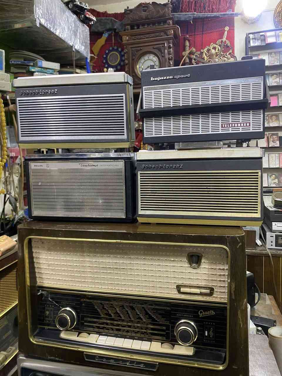 مجموعة راديونات الماني قديمه للبيع ***********
