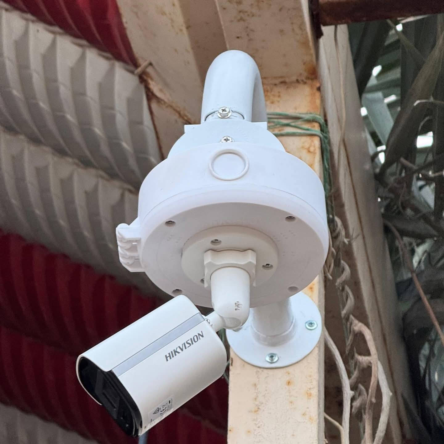 السلام عليكم تجهيز وتنصيب وصيانة كاميرات المراقبة الخاص مفتوح


**إذا كنت صاحب هذا الإعلان وتريد حذفه لأي سبب، رجاءا أرسل رسالة إلى الدعم الفني**