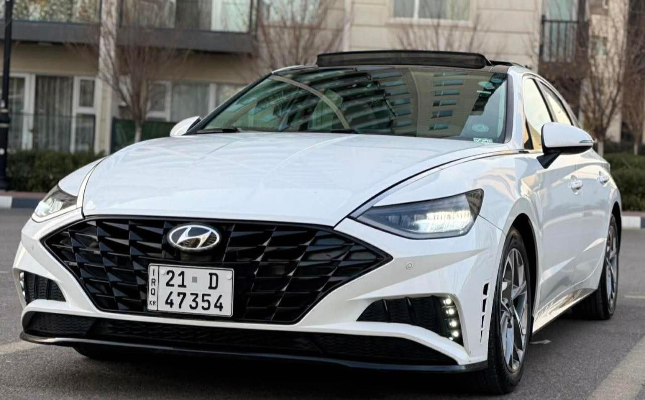 السیارة:  هونداي سوناتا SONATA SEL موديل 2021

ماشية 64 الف میل فقط
حادث بل امريكا فقط جاملغ امامي  
بس اربعه قتعه مصبوغ بل امريكا 
بدون حادس بدون معجون بدون مفتوح

🟪ســعــر$$ ::  الــرد تلقائي 📩

سنويه جديد حتا٢٠٣٠
المواصفات:
محرك ٤ سلندر حجم 2500cc المرغوب بدون توربو
بانوراما +   كير ميكانيك ٨ نمر + تحكم ازرار
رادارات ٣٦٠ درجة (امامي+ خلفي + جانبي)
وقوف تلقائي في حالة التوقف المفاجئ او عبورمفاجئ خلف السيارة
تثبيت سرعة ذكي في حالة الاقتراب على السيارات تقل السرعة تلقائيآ
تحديد مسار + قيادة ذاتية
٤ وضعيات للقيادة (سبورت+ايكو+مريح+ذكي)
هندبريك كهربائي
بصمة + تشغيل عن بعد + بصمة ابواب 
انارة ترحيب عند الاقتراب من السيارة 
فتح الصندوق تلقائي عند الاقتراب
لايتات LED مع حاجب ليد نهاري
جميع اضوية السيارة LED مابيها كلوب واحد اصفر
جناح خلفي 
ويل حجم 18 + طخم تايرات جديد 
حساسات للتايرات
‏ABS+ ESP مانع انزلاق
ماسحات اوتو امامية وخلفية 
جامات كهربائية اوتو + مرايا كهرباء 
كشنات كهربائية او هيتر 
اشاير بالمرايا + نقطة عمياء
شاشة تبريد منفصلة (بيانو) 
مداخل شحن سريع امامي وخلفي + مداخل USB 
كامرا خلفية 
تحكمات ستيرن جهتين فول
شاشة كبيرة تدعم كار بلي + اندرويد اوتو+ بلوتوث+ USB 
شاشة لقياس معلومات السيارة مثل (عدد الكيلومترات المتبقية للوقود + عمر الزيت والفلتر والضغط +فولتية البطارية+ حرارة الماء +اقتصاد الوقود الخ
السيارة كلش نظيفة ومابيها اي نقص  

رقم صاحب السیارة👈: ***********
