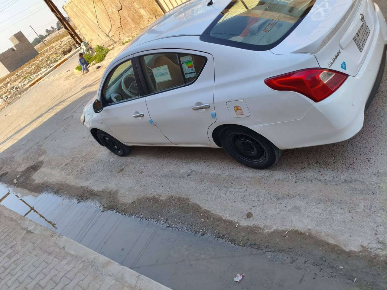 السلام عليكم نيسان هندي خليجي للبيع 2019 مقفول السياره ما بيها لا صبغ ولا ضرب ولا تبديل سياره كفاله عامه تخم تاير صدر جديد تبريد تبريد ثلج سياره باسمي رقم بغداد مشروع وطني كير ومكينه مقفولات رقم الهاتف ***********
