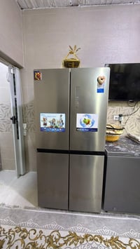 ثلاجة لبيع سعره 650 الف 07837736250