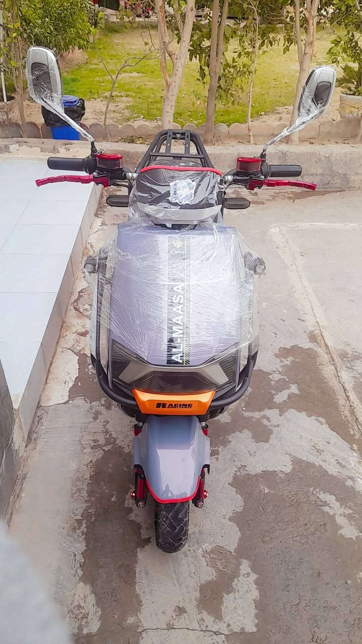 سلام عليكم للبيع موطور شحن الماسه 6بطاريات كبار 2025نضيف حيل مكاني الرمادي 5كيلو سعر 725الف وبي مجال للتواصل ((***********))
