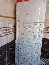 ثلاجة • للبيع