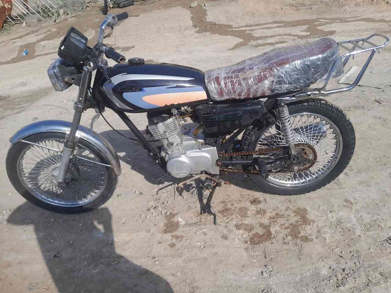 سلام عليكم دراجه للبيع تايكر موديل 20كلك دراجه مكفوله لا تبخير لا تنقيص لا تنكيط سعر 275وبيه مجال مكاني عفج رقمي***********بيه وتساب
