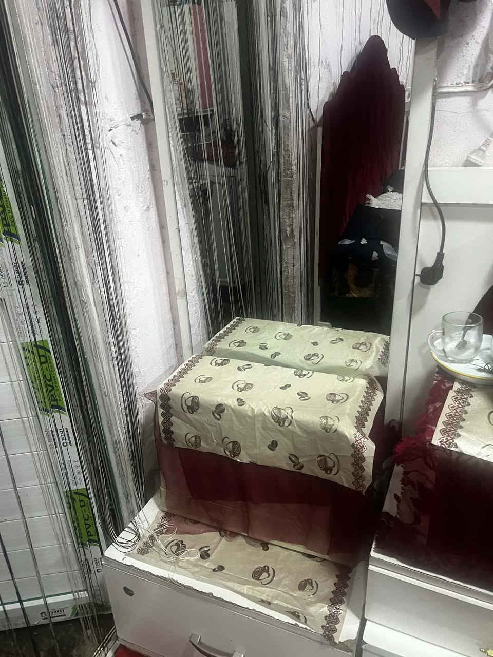 غرفه تركيه كلش نضيفه سعرهه ٣٥٠ وبيهه مجال مكاني الشعب


**إذا كنت صاحب هذا الإعلان وتريد حذفه لأي سبب، رجاءا أرسل رسالة إلى الدعم الفني**