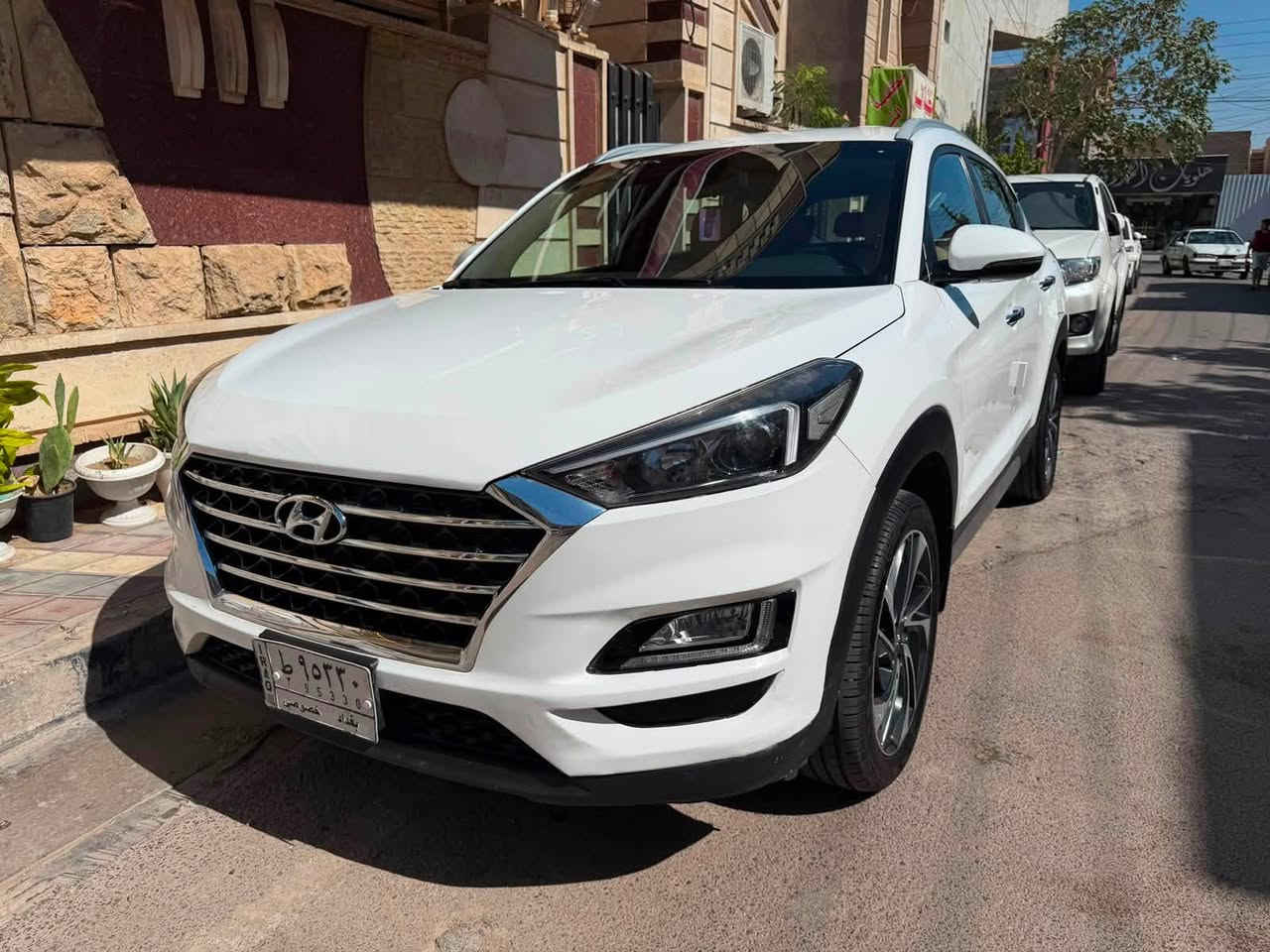 السلام عليكم هونداي توسان ٢٠٢٠خليجي رقم بغداد بأسمي فول ماعده الفتحه بيه ربع البنيد صبغ بدون دواخل ماشيه ٨٠السياره جاهزه بدون اي نقص السعر ١٨٠وبيه مجال مكان السياره بغداد حي الحسين للاستفسار الاتصال***********
