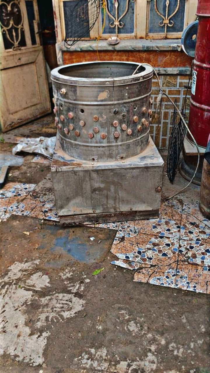 سلام عليكم مرخصت أدمن توجد هلسه شرط على فحص حجم كبيره لبيع نضيفه سعرها 250 بيها مجال  وهذه رقمي *********** مكاني نجف حي شرطه
