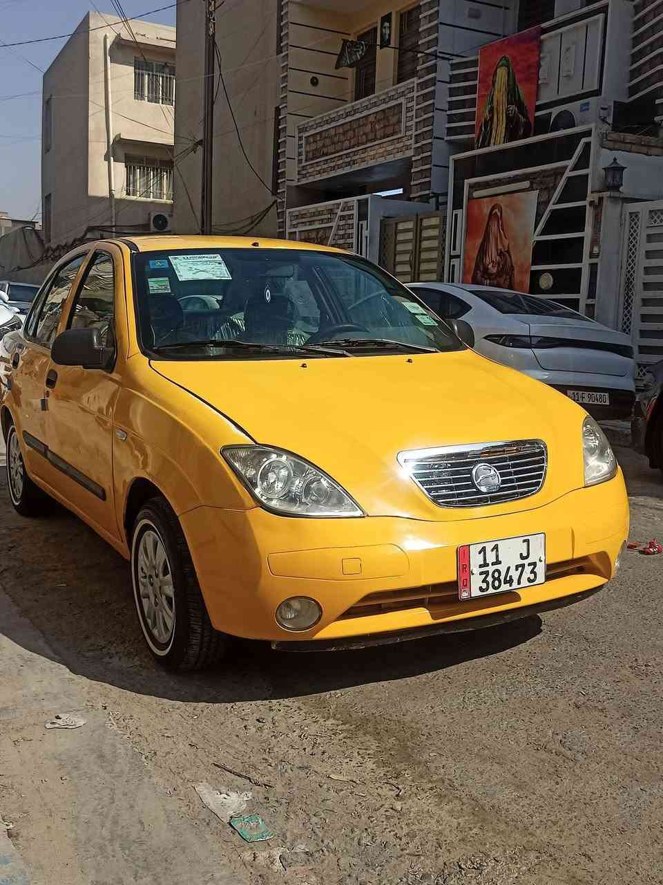 يا الله السلام عليكم 
طيبة موديل 2015 سيارة حلوه خير من الله 
  كير مكينه جدد  ،،  تدفئة تبريد 
 صدر امامي خلفي جديد  ،،  تخم تاير جديد خط ابيض
  دوشمة جديدة كاملة 
  هيئه غرامات تصفير جديد ،، سنوية 2028 
هزة جديدة  ،، رقم انكليزي دولي ،،
  كهربائيات كاملة بدون نقص
  سيارة جاهزة كبل للشارع
العنوان بغداد 
متواجد واتساب ورصيد ،، اتصل وتدلل  
الرقم ***********
