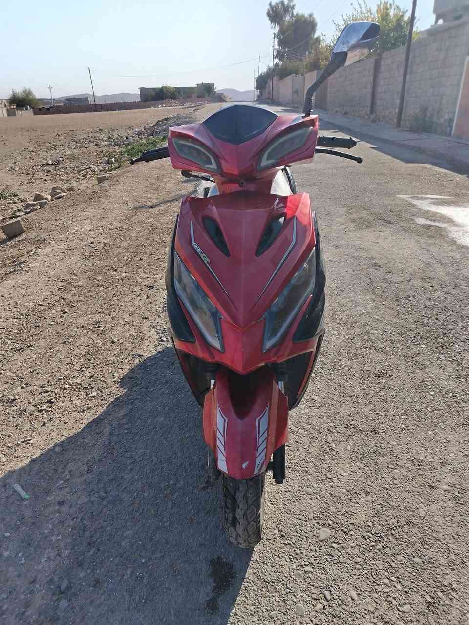 للبيع سعر 250وبي مجال  مكينه مفتوح ادا مو شري لا تخبر ***********
