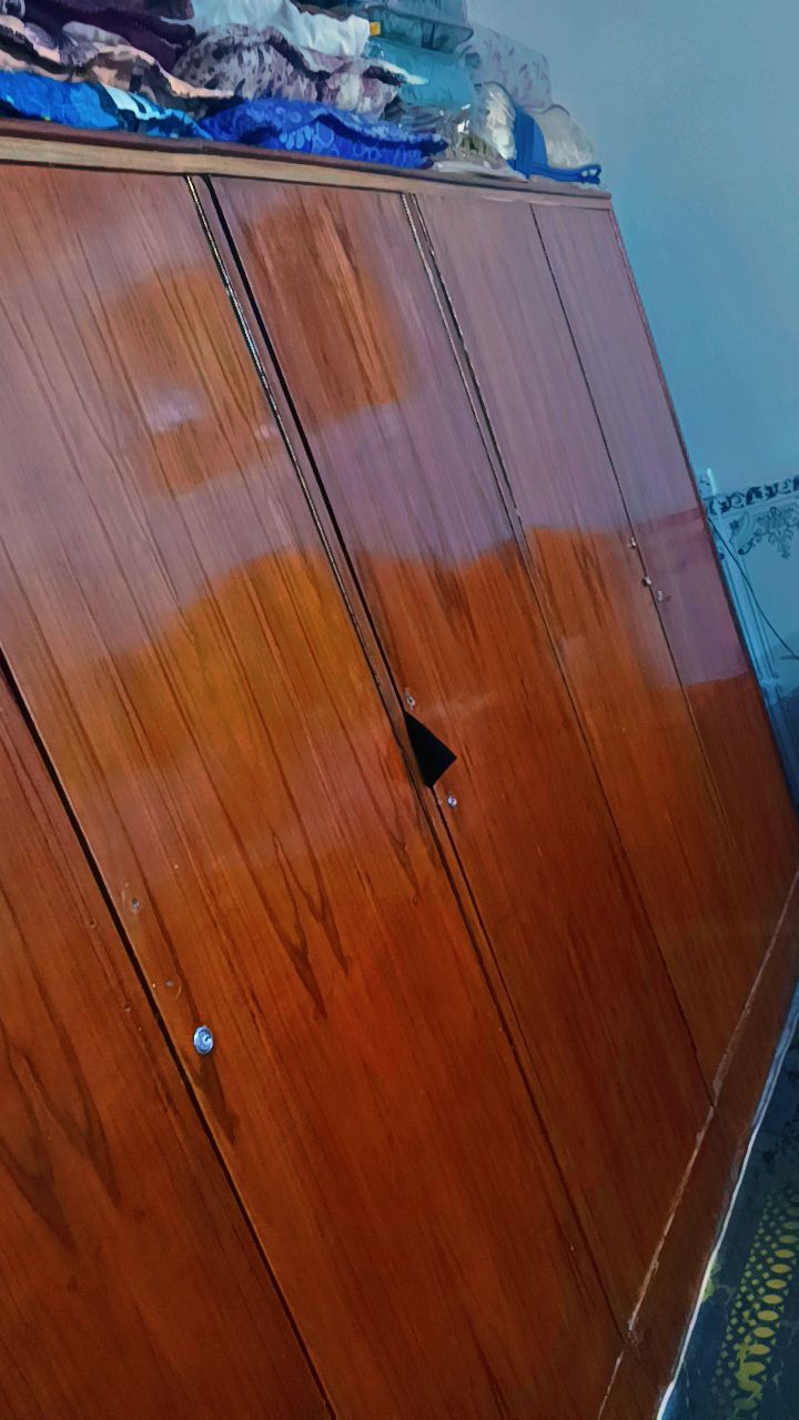 غرفة نوم خشب صاج اصلي قوي 6 بيبان
السعر 275 قفل قفل
مكاني البياع بغداد
***********
