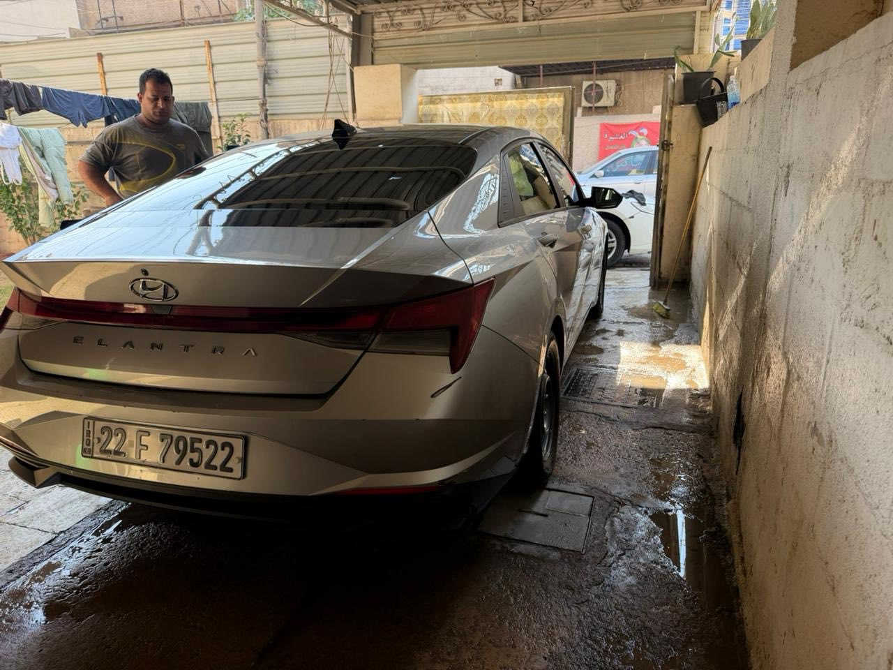 سياره خير من الله اكو ملحضات بصيطه
كير مكينه تبريد خير من الله 
سياره كفاله من صبغ اي صبغ مابيه حادثه فقط بارد بل بنيد مبين بل صور
سياره بسمي تحويل ثاني يوم
موصفات عادي تحكم ستيرت سياقه ذاتيه تحديد مسار توقف ذاتي 
سعر 145 بيه مجال حك جيه
العنوان بغداد مشتل 
الهاتف ***********
