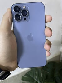 ايفون 13 برو ماكس تليفون نضافه 100/100 كلش نضيف لون بحري ذاكره 256 نمو...