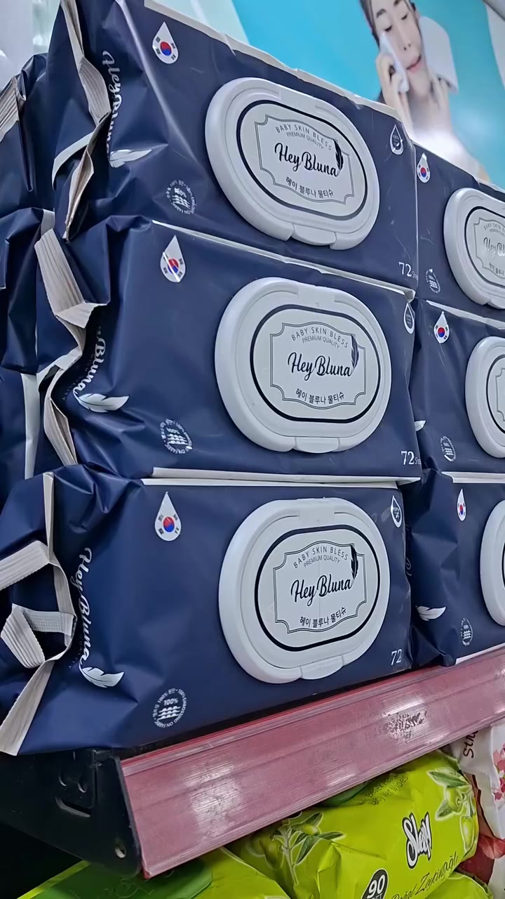 کلێنکسی کۆری 🇰🇷
هێی بڵونا Hey Bluna
تاکە کلێنکسی تەڕی کۆری
ئێستا بەردەستە لە👇
 سوپەرماركێتی نیوستی


**إذا كنت صاحب هذا الإعلان وتريد حذفه لأي سبب، رجاءا أرسل رسالة إلى الدعم الفني**