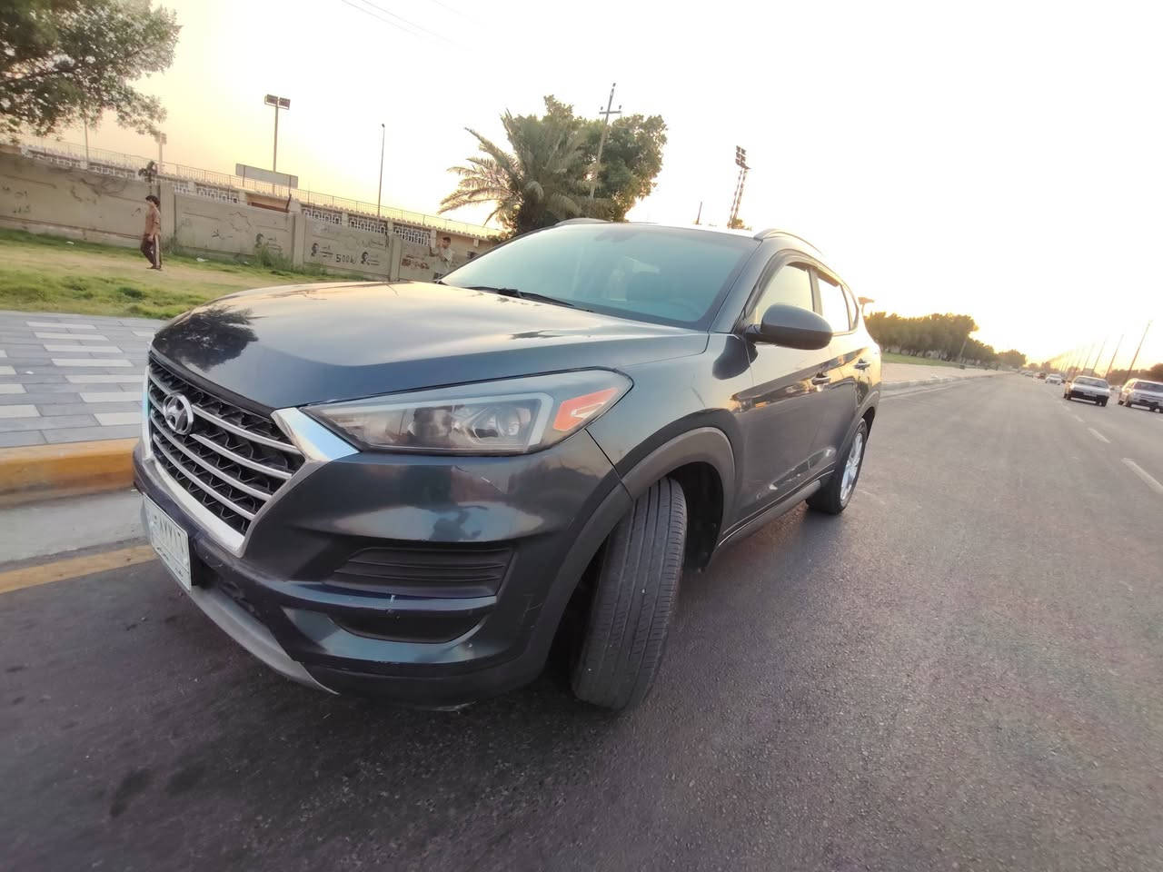 توسان 2020وارد امريكي حادث فقط طخه خفيفه بلبنيد
ماشيه85  محرك 2000
شاشه كامره خلفيه حساس 
فور ويل مانع انزلاق ثلاث انضمه قياده اوتو هولد 
السياره عله وضع الشركه صدر كير محرك تبريد  كله عله وضع الوكاله تحكم سكان جهتين تخم تاير جديد اسبير ما نازل
صور الحادث والسونار بلمنشور 
حادث فقط بنيد نفسه مصلح بدون اي دواخل 
السعر 159مجال بصيط
***********
