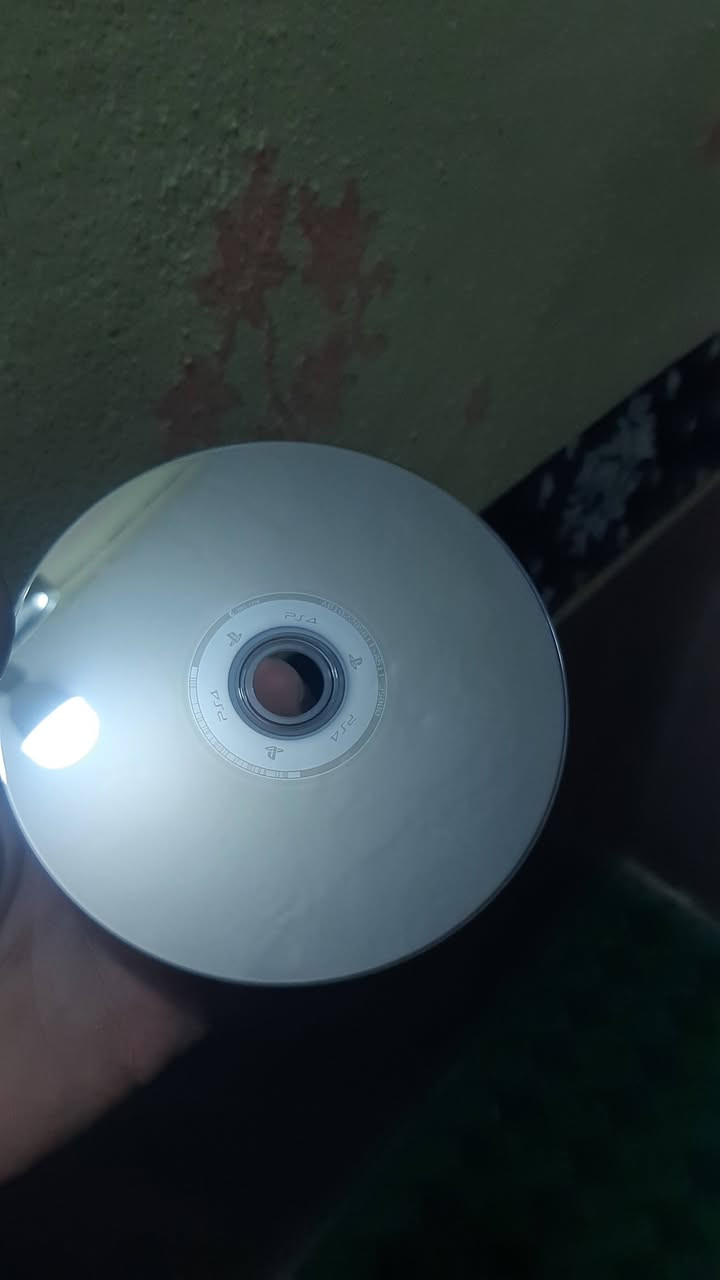 السلام عليكم 
للبيع شلع اقراص بلي 4 
Uncharted trilogy 🏴‍☠️٣ اجزاء بقرص
Infamous secon son 🔥(قرص جديد)
Spiderman miles morales عربية مدبلجة 🕷🕸
الاقراص كلهن (بحالة ممتازة) مثل مموضح بلصور 
وبس مختم infamous  البقية uncharted و سبايدر ممختمهن 
السعر كلهن40 الف قفل (لدكلي غالي بلمحلات تلاثتهن ب 55 الف ودابيع بسعر تبديل)
^مكاني ديالى بعقوبة حي المعلمين^


**إذا كنت صاحب هذا الإعلان وتريد حذفه لأي سبب، رجاءا أرسل رسالة إلى الدعم الفني**