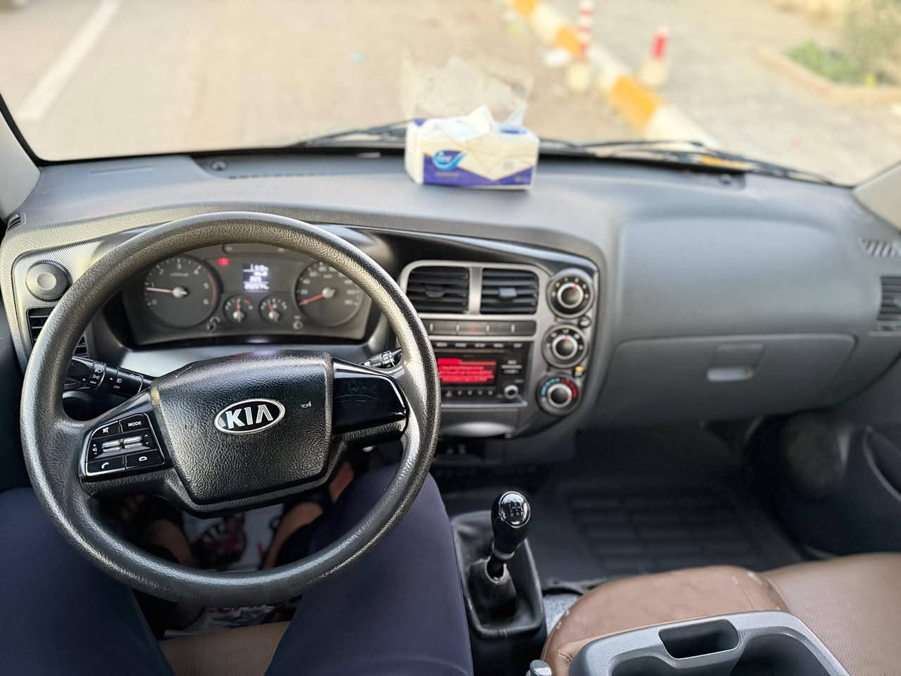 السلام عليكم كيا فحل 2020 للبيع
رقم بابل مشروع وطني سنويه وهزه جديده صار اسبوع من استلمت السنويه السياره جاهزه من كل شي تخم تاير جديد صار اقل الاسبوع من شاده السياره جاهزه من كل شي بالعافيه عالياخذها👍
مكان السياره بغداد الغزاليه / شارع مدير الامن 📍
السعر 145 وبيها مجال للشراي 😎
للاستفسار:- *********** ابو علي
