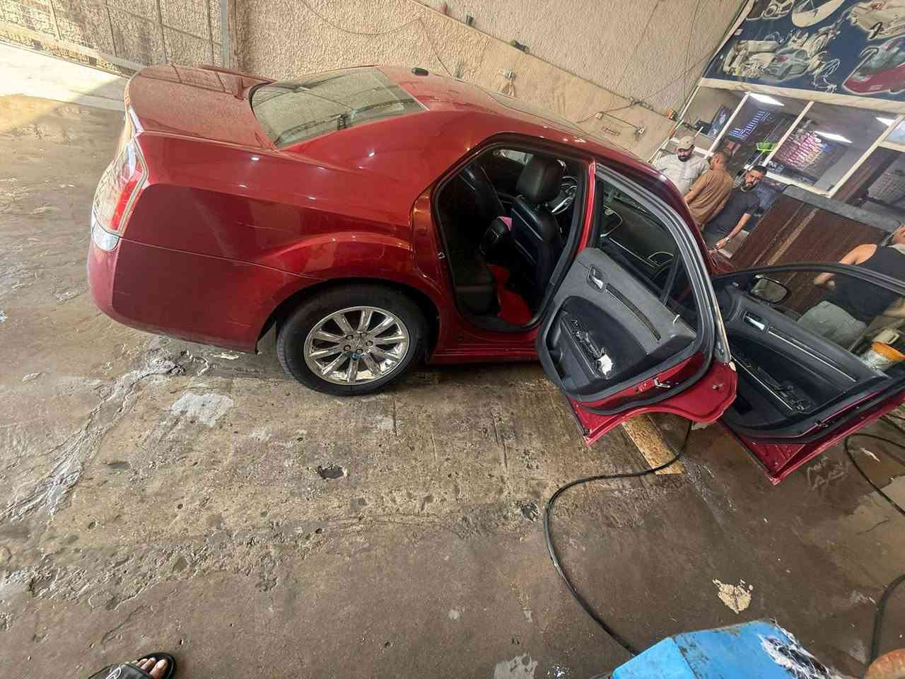 السلام عليكم
أوباما لبيع سياره 1/1 حادثها جاملغ وبنيد بدون داخل

غير متواجد على الفيس

موديل 12
تحويل ثاني يوم
***********

