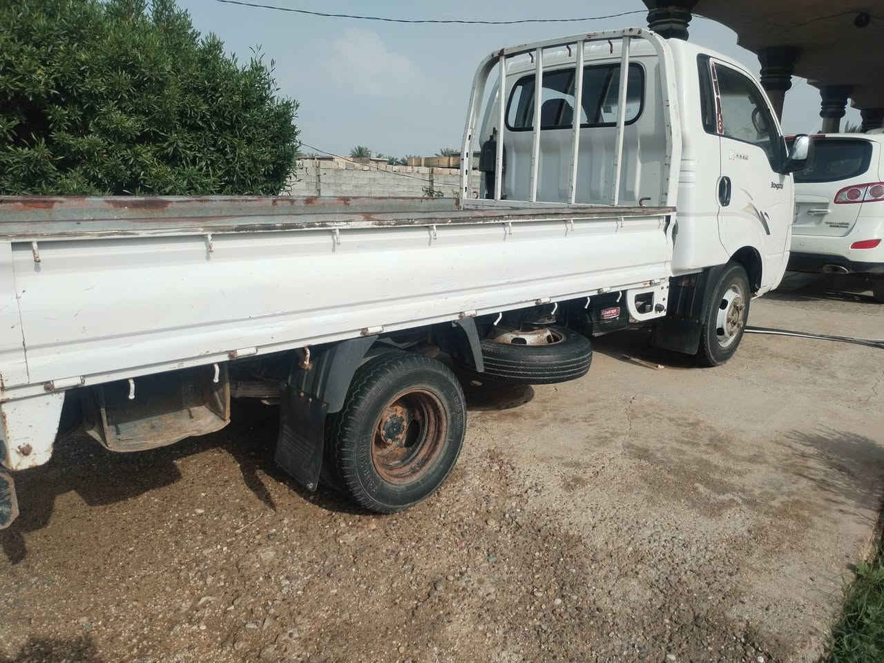 للبيع موديل ٢٠٠٧مكينه كيرشاصي رقم شاصي مكفول سياره ابلاديه السعر ١٠٠ والشراي يتصل ***********
