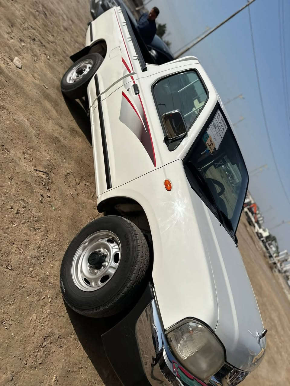 السلام عليكم 
نسيان بيك أب  موديل 2013
تبريد كير محرك كفاله
بيها جاملغ امامي فقط 
رقم واسط تحويل مباشر 
السعر 115$ وبيها مجال

***********
واسط الصويرة
