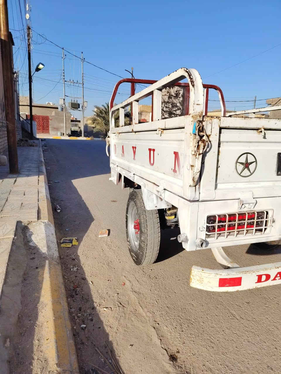 سلام عليكم ستوته دايوان موديل 20 للبيع جاهزه ع اخر حبايه صدر جديد دبلات خلفيه كهربائيات كله جديد لايت بك لايت سكن توه معمره جاهزه مكينه جديده شاصي كفاله بدي كفاله من خياس من جويه لحيم مابيه اوراق وكيل باسمي  ستوته مال جنيان متعوب عليه بوجهك للشغل ماتذب عليه ربع سعر 1800 وبيه مجال بسيط للشراي اتصل وبل خدمه مكاني ناصريه سديناويه ***********
