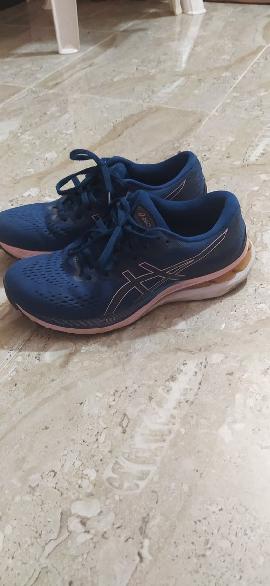 صبرديلة Asics ولاد او بنات نمرة 39 لمهتم اتواصل معاية


**إذا كنت صاحب هذا الإعلان وتريد حذفه لأي سبب، رجاءا أرسل رسالة إلى الدعم الفني**