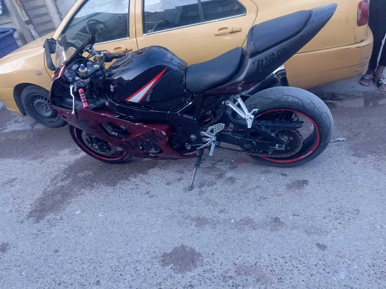 السلام عليكم
دراجه جكسر موديل 2005 ماكينه 750 السعر 25 ورقه وبيها مجال بسيط***********📞
