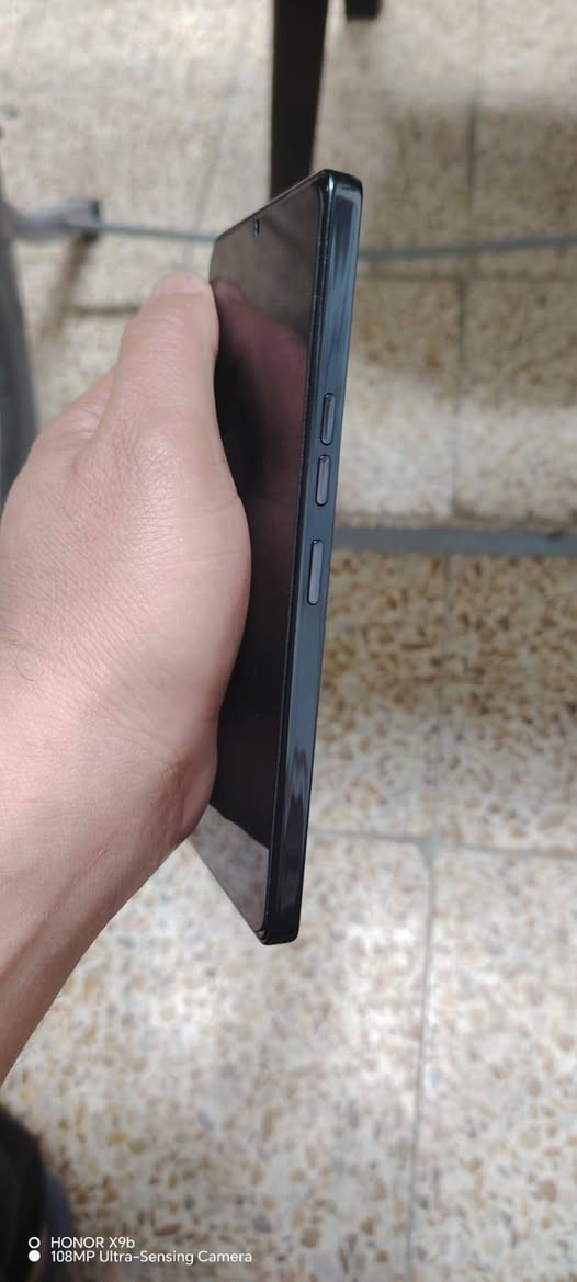 السلام عليكم....تكنو كامون برو g5 للبيع فقط يعني لا اراوس ولا ابدل ولا اعارض
الذاكرة ٢٥٦ الرام ١٢ +١٢ 
ببجي ٩٠ فريم 
جهاز شرط مكفول لافتح لاعطل 
السعر ٢٢٠ بيه مجال حك جيتك 
جوا ال ال٢٠٠ لاتراسل واتعب نفسك واتعبني معاك


**إذا كنت صاحب هذا الإعلان وتريد حذفه لأي سبب، رجاءا أرسل رسالة إلى الدعم الفني**