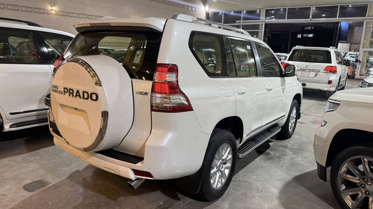 السلام عليكم 
برادو 2016 VX 
فول مواصفات 
ستيرن كهرباء 
كامرات 
كراسي كهرباء 
شاشات خلفية 
كراسي جلد 
عداد شاشة 
مري شفط 
6 سلندر 
فتحة سقف 
بصمة 
جديدة كلش السيارة 

السعر : 36 الف وبيها مجال 

‭0771 699 9917‬
