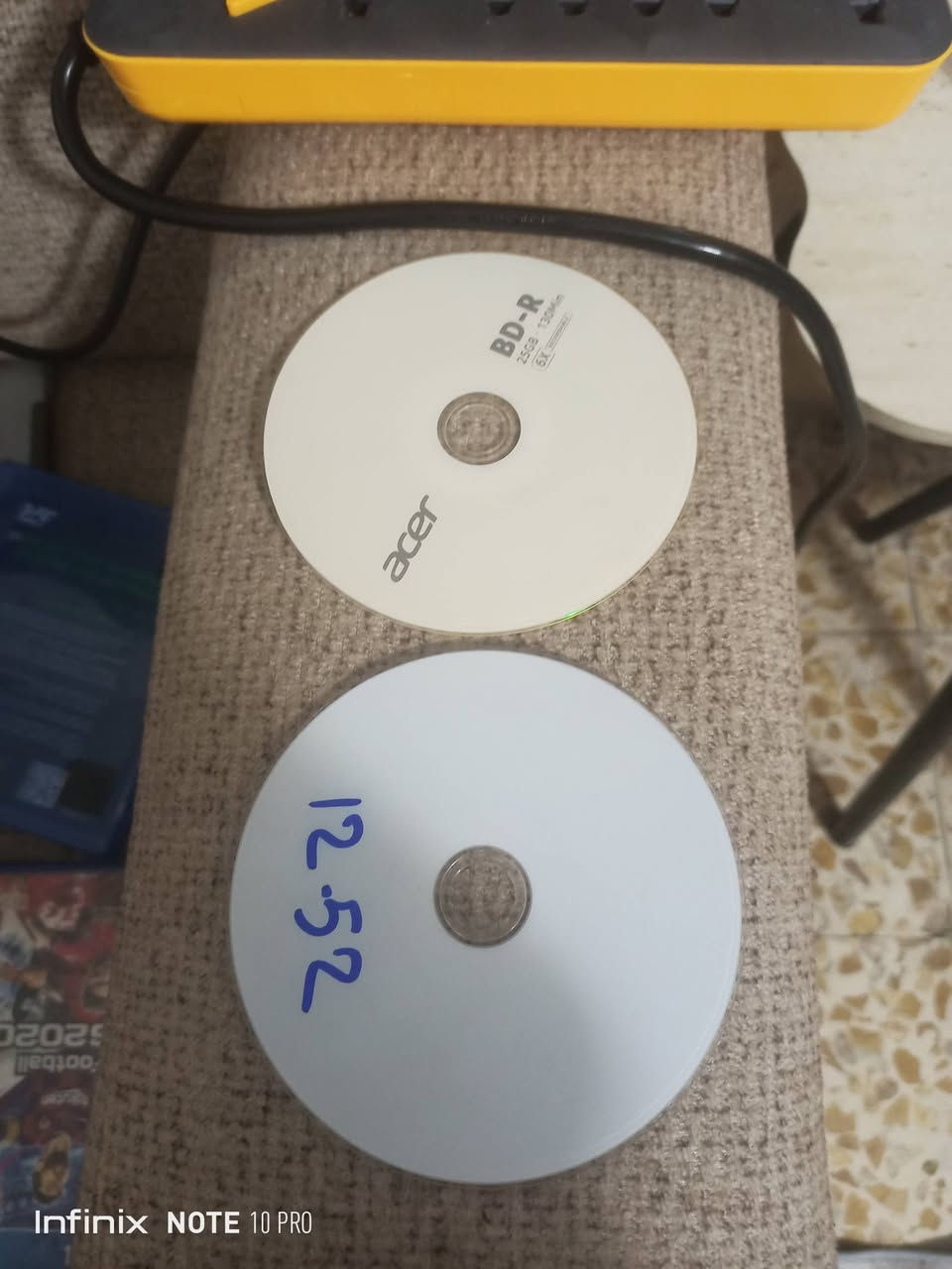 ابلي ستيشن فور نضيف جداً مع اكس بوكس 360 نضيف جداً لبلي فور مهكر و بي صطعش لعبه و لكس بوكس بس ١٥٠ لعبه لبلي فور بع قرص بيس عشرون وقرصين تهكير و كل واحد بي صطعش لعبه او مع يو بي اس وسعر370 الف مع توصيل


**إذا كنت صاحب هذا الإعلان وتريد حذفه لأي سبب، رجاءا أرسل رسالة إلى الدعم الفني**