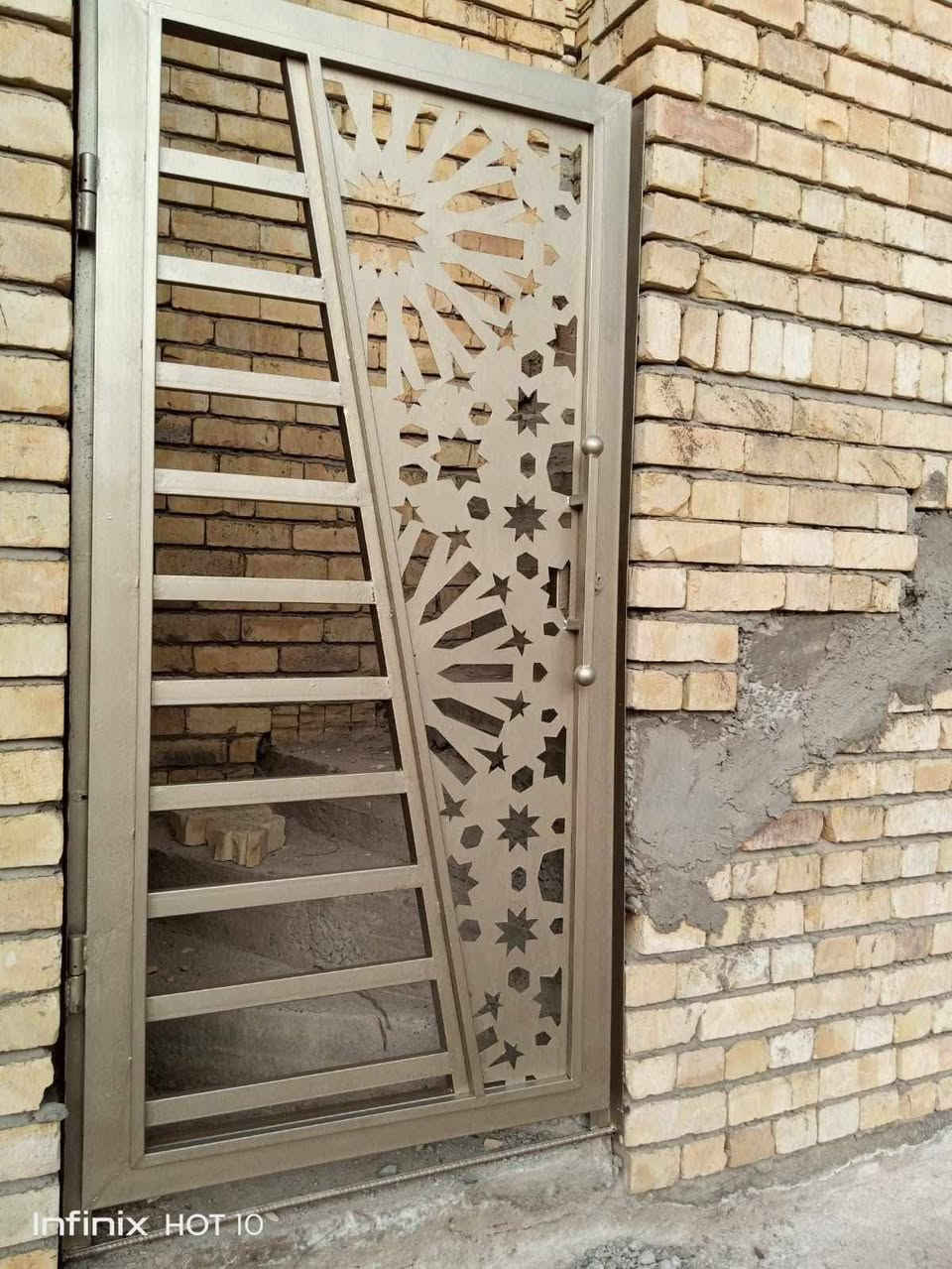 سلام عليكم كادرمختص صبغ وتنضيف أبواب وشبابيك وجام ابوجعفر ***********
