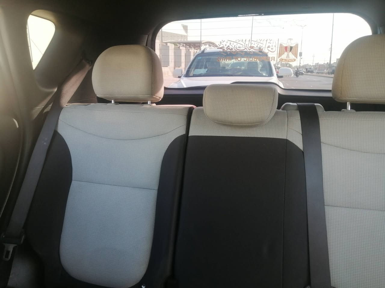 سلام عليكم ورحمة كيا صول ٢٠٠١٥ وأرد أمريكي حادث امريكا بنيد جاملغ بدون داخل ماشيا ٦٢ الف حقيقي رقم مميز بسمي  هزة جديدة سنوية جديدة تبريد ثلج تتفة نار صدر أمامي خلفي جديد تخم تاير جديد عنوان سيار بغداد. مشتل *********** ابو علي سيد سعر ٩٤ ورقة وبيها مجال

