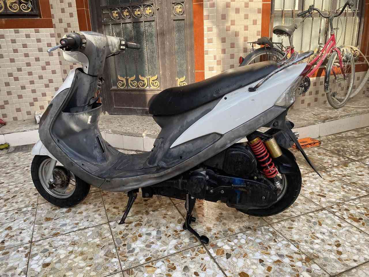 السلام عليكم للبيع ماكس منغولي دراجة حلوه وجاهزه سلف هندر كهربائيات كله شغاله شلعه تخبل ملاحه حلوه مكاني حله قرب مركز ثورة رقمي ***********. سعر ب500 وبيه مجال
