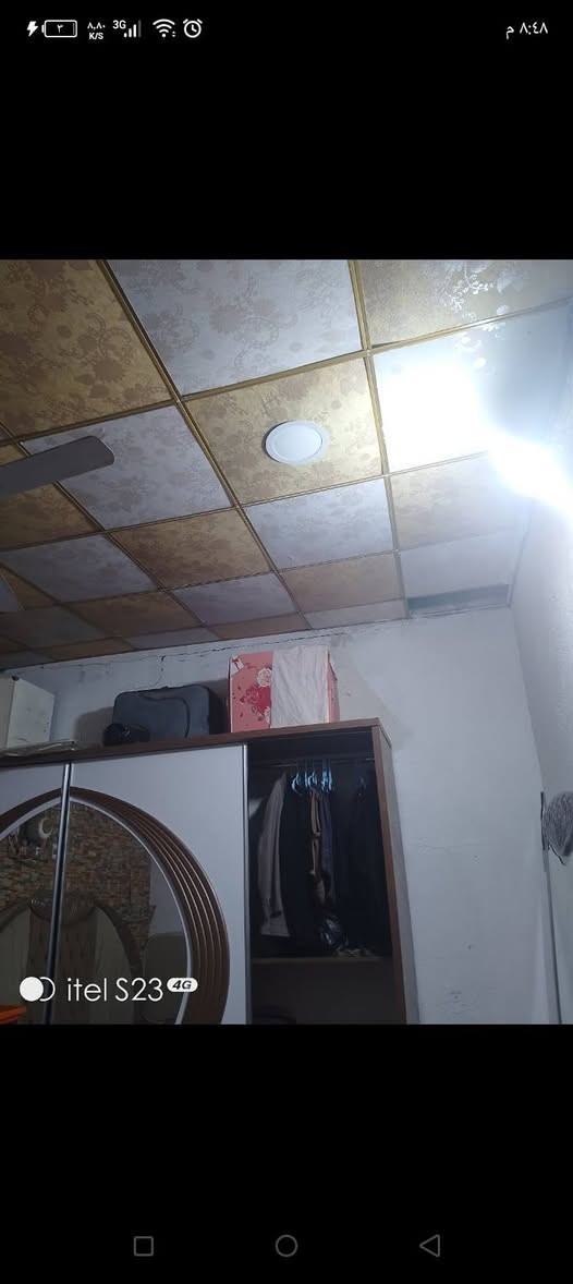 مشتمل للبيع 60متر طابو زراعي سند 25اصولي وقطعة تابعة لمشتمل فضلة 80متر فقط مكاتبة لبيت يحتاج ترميم أو تفلشة بكيفك لمساحة لكلية 140متر مطيحة لزيتون شط لمحجر لقطعة ركن كافت لخدمات موجودة مجاري وماي وكهرباء مدارس قريبة وداخلة شركة تبليط ومقرنص لسعر 35//////*********** البصرة, العراق
