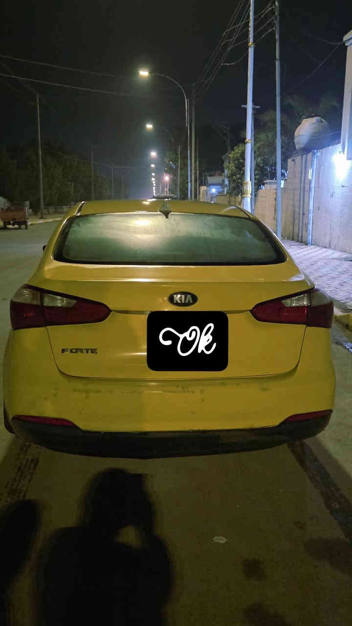 سلام عليكم شباب سيارة كية فورتي مديل ٢٠١٤ سيارة مكفولة مكينة سيارة نضيفة 
محرك 2000 دوش 
تجي داور تاخض مكاني عمارة قضاء ميمونة  
سعرها علا رقم ***********
