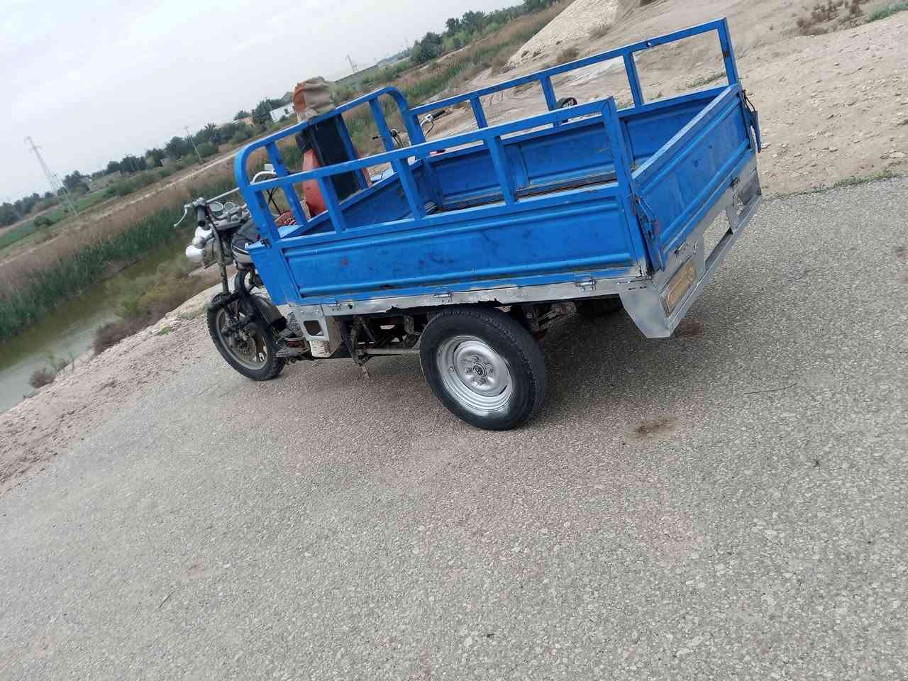 السلام عليكم ستوته البيع مديل 15 مراوس هم عادي كهربايات شغاله تايرات نضيفه اكسن جمره مقفل مكينه 15 مو كلش نضيفه شوفت عينك شاصي مكفول حصيرته تعبتنه شويه مكان غماس السعر 650 وبيه مجال هاذه رقمي التواصل ***********
