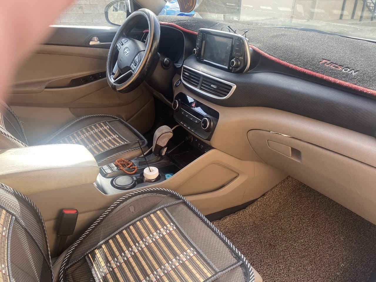 توسان 2019 خليجي ابيض باسمي رقم بغداد فول عدا كشنات كتان للاستفسار *********** موجوده صلاح الدين قضاء بلد
