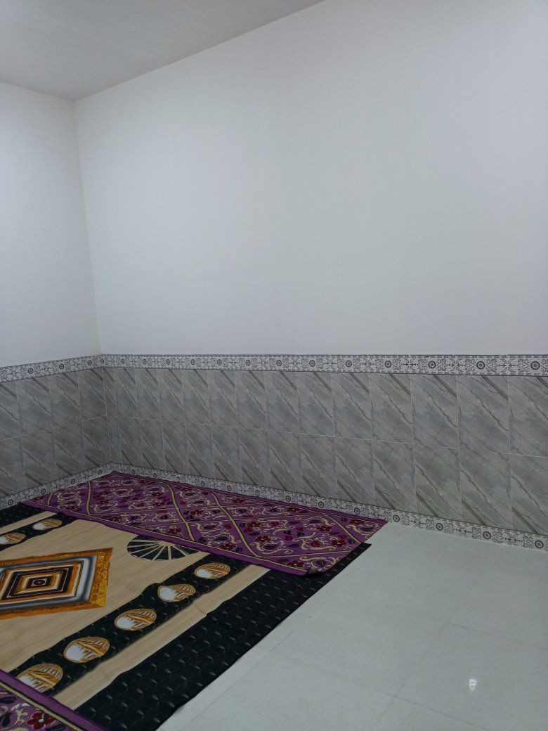 بيت لبيع بناء طابوك السكف صب بناء جديد يتكون من استقبال وغرفتين وصالة ومطبخ ومنور وصحيات داخلية وخارجية منطقة الشافعية قرب مدرسة باقر العلوم السعر عل خاص او على الرقم ***********
