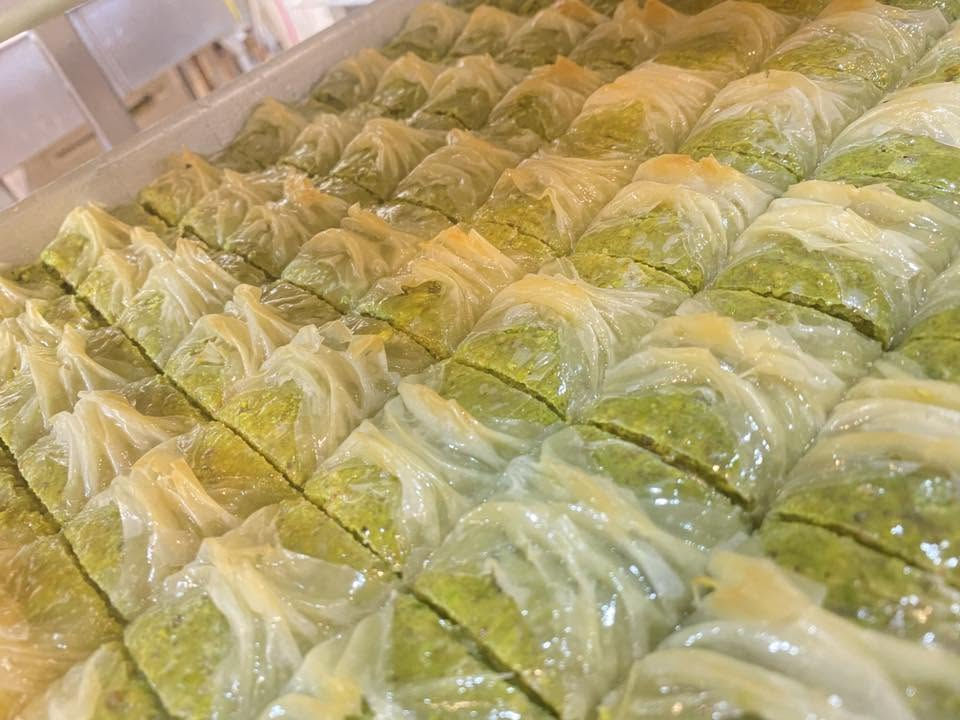 ✅ دورات من الصفر للمبتدئين

✅ دورات تقوية وتطوير للمحترفين

✅ تعليم جميع أنواع البقلاوة التركية

✅ أسرار القرمشة والطعم الفاخر

✅ طرق التقطيع والتشكيل الاحترافي

✅ متابعة عملية حتى الإتقان

الشغل كله تركي أصلي

طعم راقي • شكل فاخر • جودة عالية

📞 للحجز والاستفسار: [***********

ويمكن وضع عنوان كبير بالأعلى:

تعلم البقلاوة التركية على أصولها

مكان كركوك هاي تصير عندك مهنة 🕵️ 

والحاب بمحل نطورله شغله هم مو مشكله
