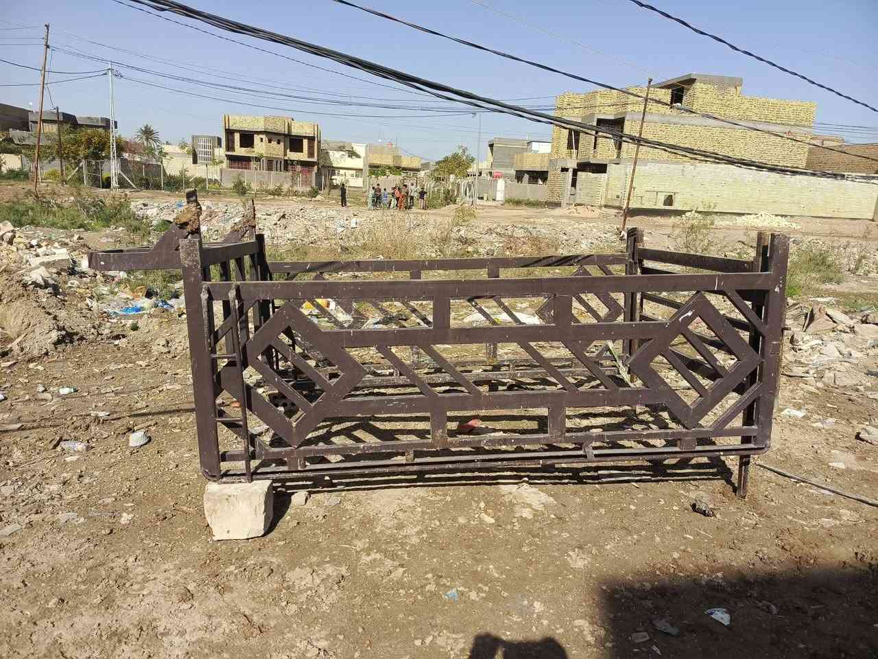 سلام عليكم اخواني الاعزاء محجر تسكام ثقيل  
للبيع العنوان بابل قضاء الكفل 
السعر 350الف او بيه  مجال لشراي 
***********
