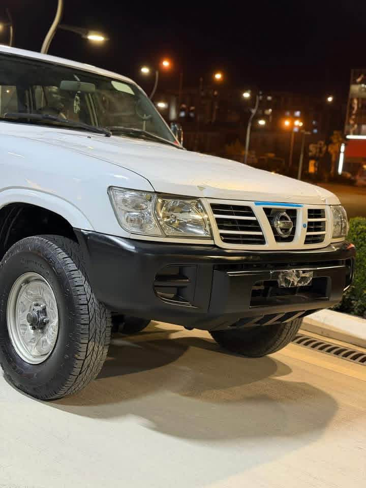 نیسان پاترۆل

شتی دەرەجەیەک

٢٠٠٢ ناوبۆر 

لەسەر دەقی شەریکە ماوەتەوە

هەمو گیانی بەشەرت

نیو چەمەلەغ و دوو پەلەی بچوک بۆیاخی هەیە بێ لێدراوە

رەقەم سلێمانی بەشەرتی تەحویل و غرامە

٤ تایەی لۆکی لەژێرە

ناوی وەک شەریکە ماوەتەوە

سالانسای بیلادیە

سەیارەکە غاز و بەنزینە

بێ مەسرەفە

بۆ نرخی کۆمێنت بکە

یان پەیوەندی بکە

*********** السليمانية, العراق
