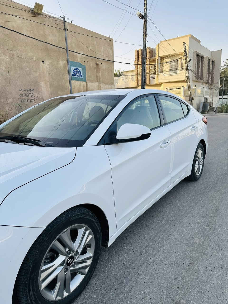 السلام عليكم النترا 19امريكي 
حادث امريكا فقط بدايه البنيد بارد باقي كله مكفول 
مكينه 2000دوش كير  Atبلادي 
سياره خير من الله كير مكينه تبريد  ثلج تخم تاير باتري جديد منضومه زنون بلادي ماشيه 84 
رقم بآبل باسمي تحويل ثاني يوم 

السعر 150$ وبيه مجال لشراي مكاني حله شارع 60 هـ***********
