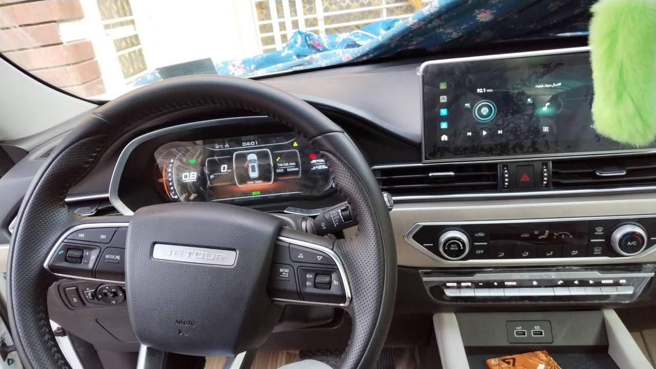 السلام عليكم 
جيتور اكس 70 للبيع او مرواس
موديل 2026
محرك 1500 تيربو
فول مواصفات 1 على 1
بصمة تشغيل وبصمة أبواب وبصمة جنطه
قامرة بنوراما
قطعتين تبريد
كشنات جلد
كرسي كهرباء
حساس امامي خلفي
كامرا دوارة محيطية
مخارج يو اس بي
سايد بريك بصمة
السعر 170 وبيها مجال

***********
