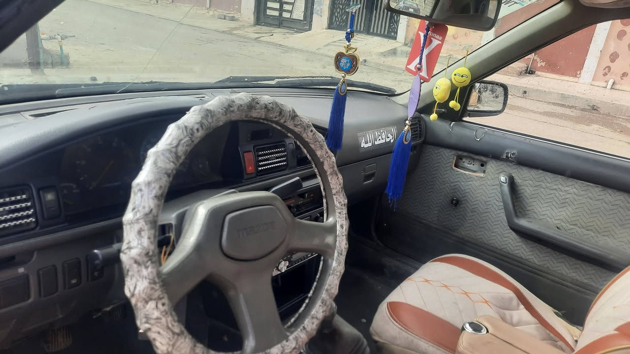 مازدا 626لبيع كلها شرط بدون صبغ السعر اتصل وتلل رقم بي وتساب ***********
