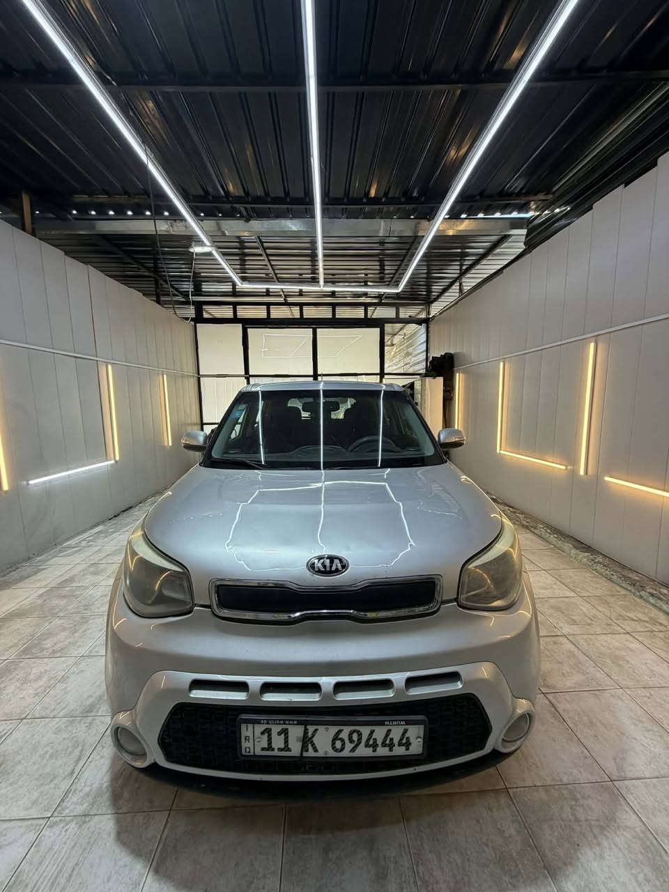 السلام عليكم 
كيا صول 
موديل 16
وارد امريكي
رقم بغداد انكيلزي مميز
ماشيه 66 الف حقيقي
المواصفات
مود درايف
كامرا شاشه
تحكم جهتين
كشاف
كشن كهرباء
اشاره بالمري 
كشنات جلد
مكينه 2000 جي دي
كير At
تخم تاير جديد 
تبريد ثلج سياره مال جناي مابيه نقص اي شي
حادثه جاملغ وبنيد  وبيه صبغ من امريكه بالتكمه  كدام عينك بالسونار 
السعر106 وبيه مجال بسيط
مكاني بابل***********
