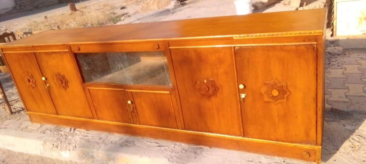 سلام عليكم
بوفيه صاج تكمه ماناقصها برقي للبيع
نجاره الفارس يوجد توصيل
***********
