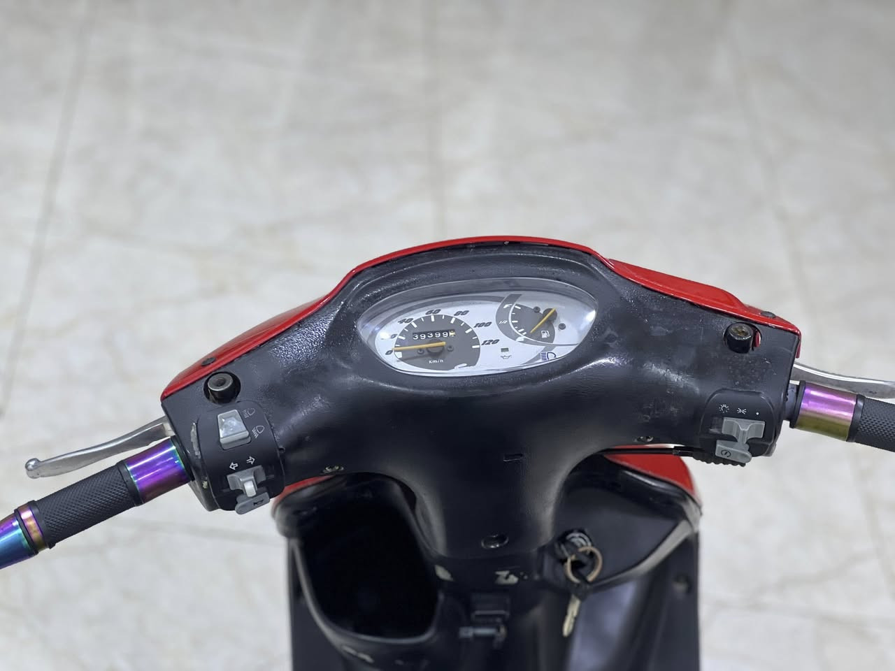 سلام عليكم دراجه قجمه للبيع كامله نكره سلف  وهندر كله شغاله السعر٣٧٥المكان الدوره الرقم ***********واتساب
