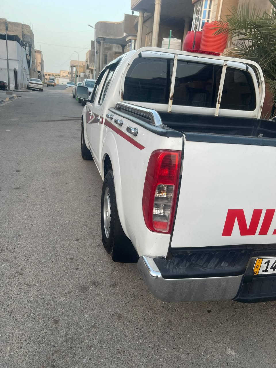 نيفاره االبيع مديل 11كير عادي.  رقم بصره بسمي حداده شاصي  مابيهن شي 
سياره بيها صبغ صفحه  اثر جراد  تجي وتفحص بعينك 
سعرها 90     مايشتري لا يعلق والي جوزته مشتغله يطفيها 
زبير حي الخطوه  اتصال  ***********

