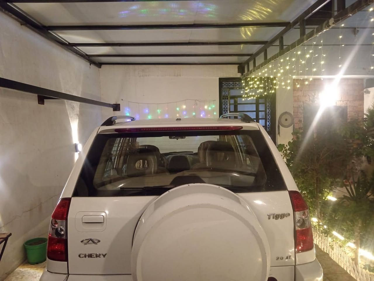 السلام عليكم للبيع تيكو ٢٠١١ رقم بغداد انكليزي الجديد مكفوله من الصبغ والضربه سياره جاهزه مابيه اي نقص كير مكينه صدر أمامي خلفي تخم تاير تبريد ثلج تدفئه كشنات جلد بلاد داخل نظيف كير ميكانيك مكينه ٢٠٠٠ فتحه كهرباء شاشه وكامره تدفئه بلكشنات سياره جاهزه تراي كلش حلو مكان السياره حي العامل علسريع الملحانيه قرب مسبح الرافدين موبايل *********** أثير *********** السعر ٥٩ وبيه مجال حك الجيه تحويل ثاني يوم
